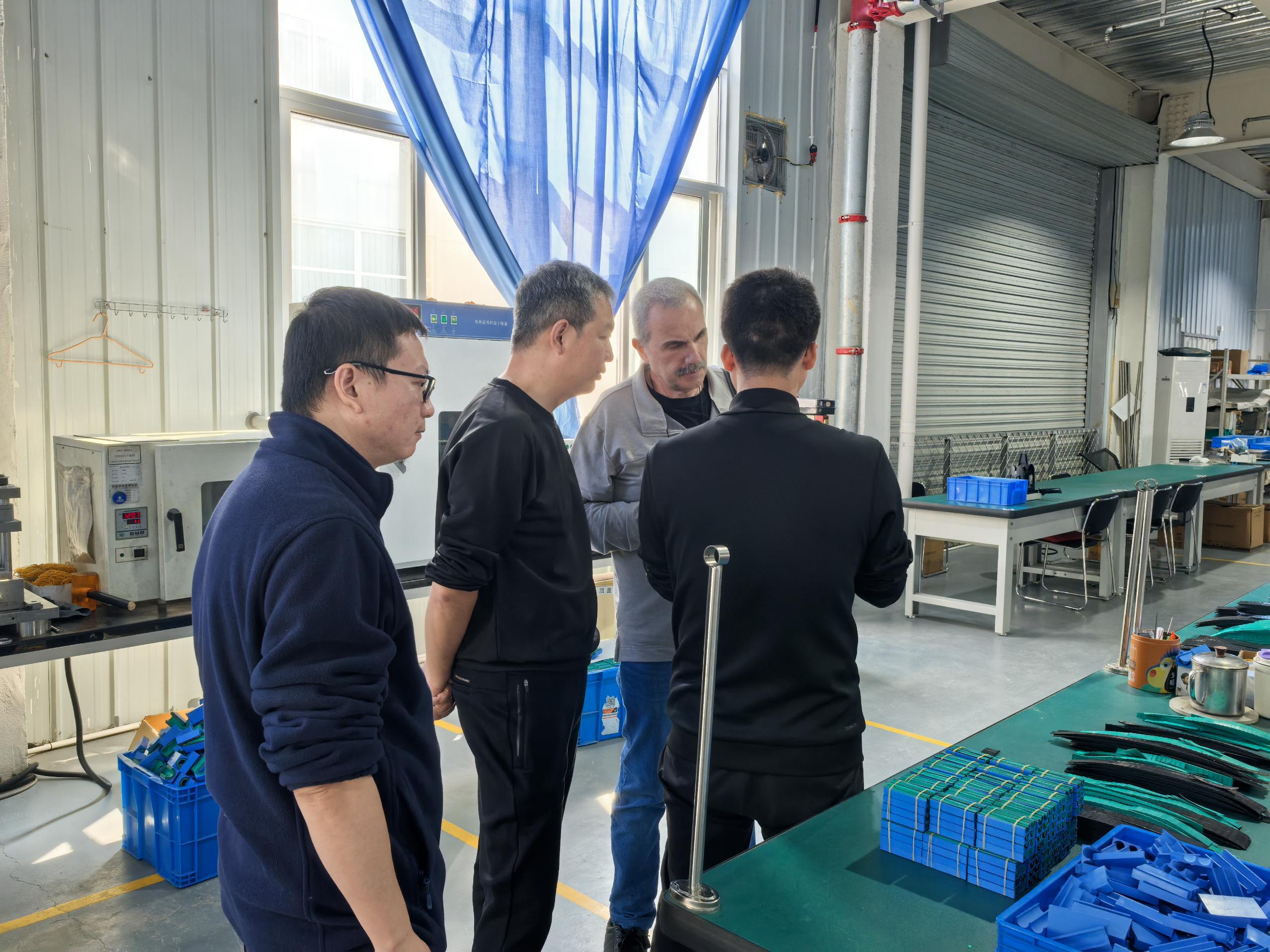 阿根廷客户莅临泰士特科技考察交流